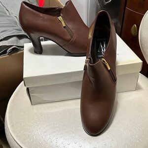 Aj Valenci Brown Heeled Boots with Gold Zipper